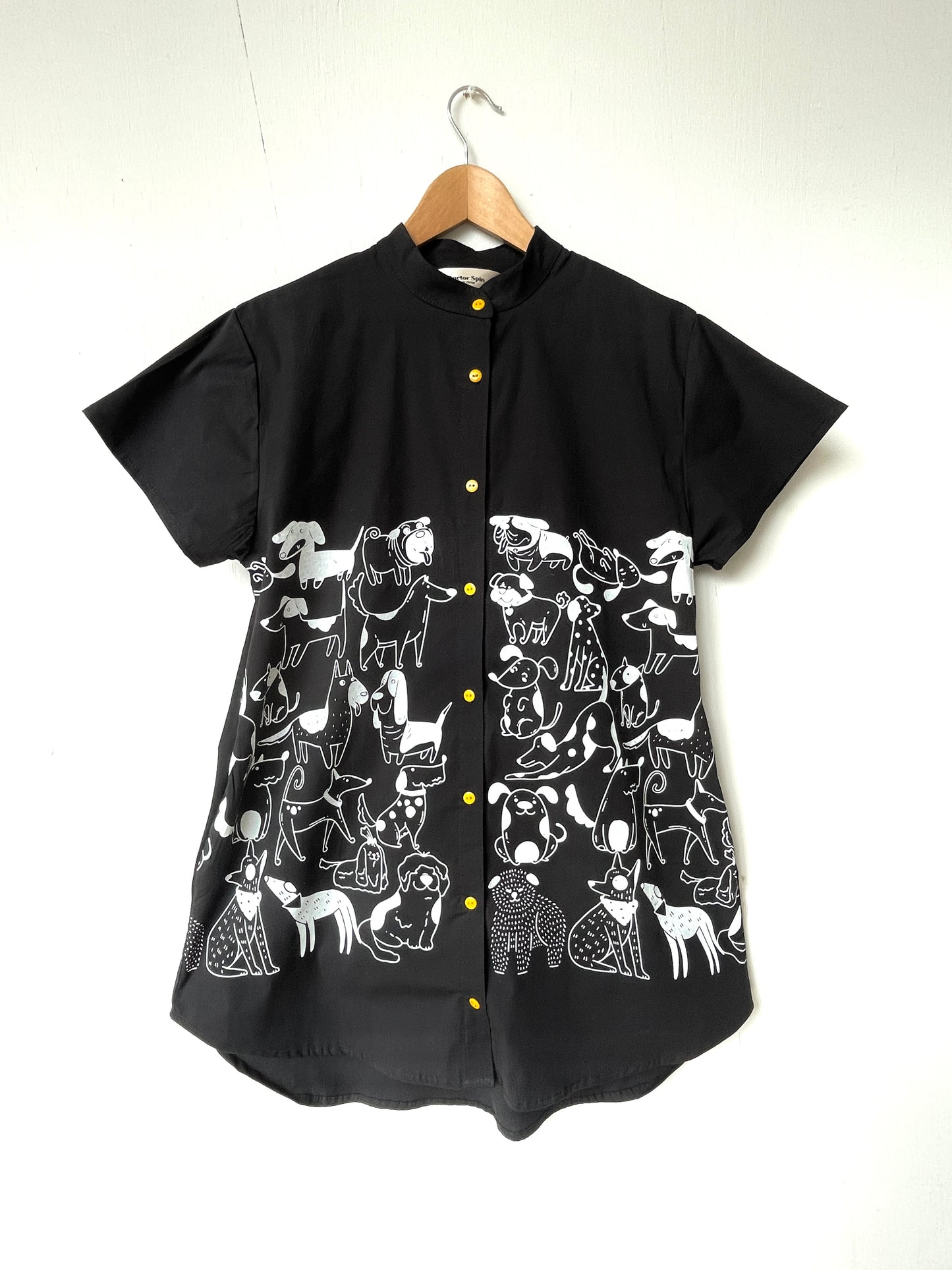 Blusa Bacana perros negra