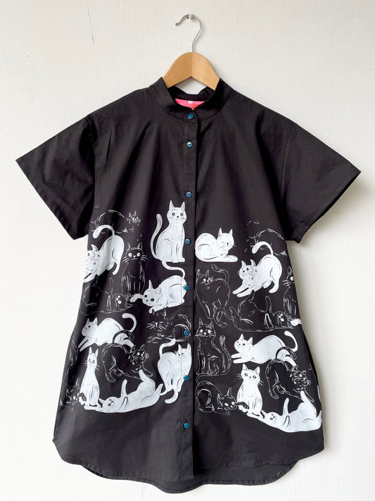 Blusa Bacana gatos negra