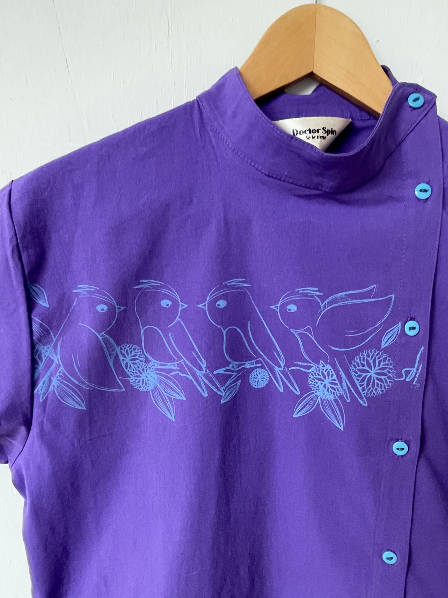 Blusa Abotonada Corta Pajritos