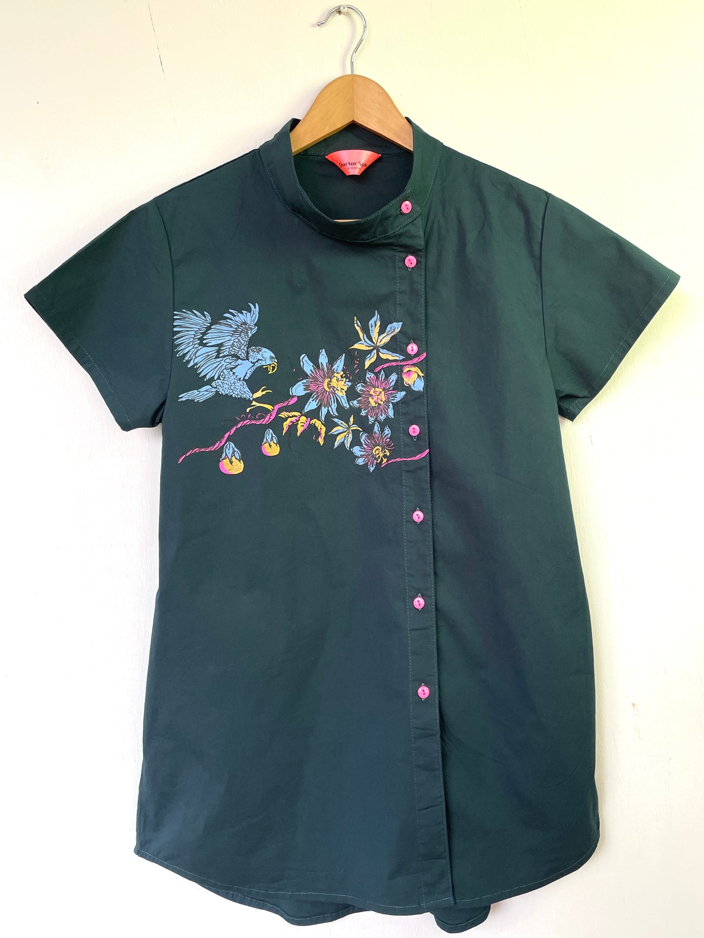 Blusa Abotonada Larga Flor de Maracuyá