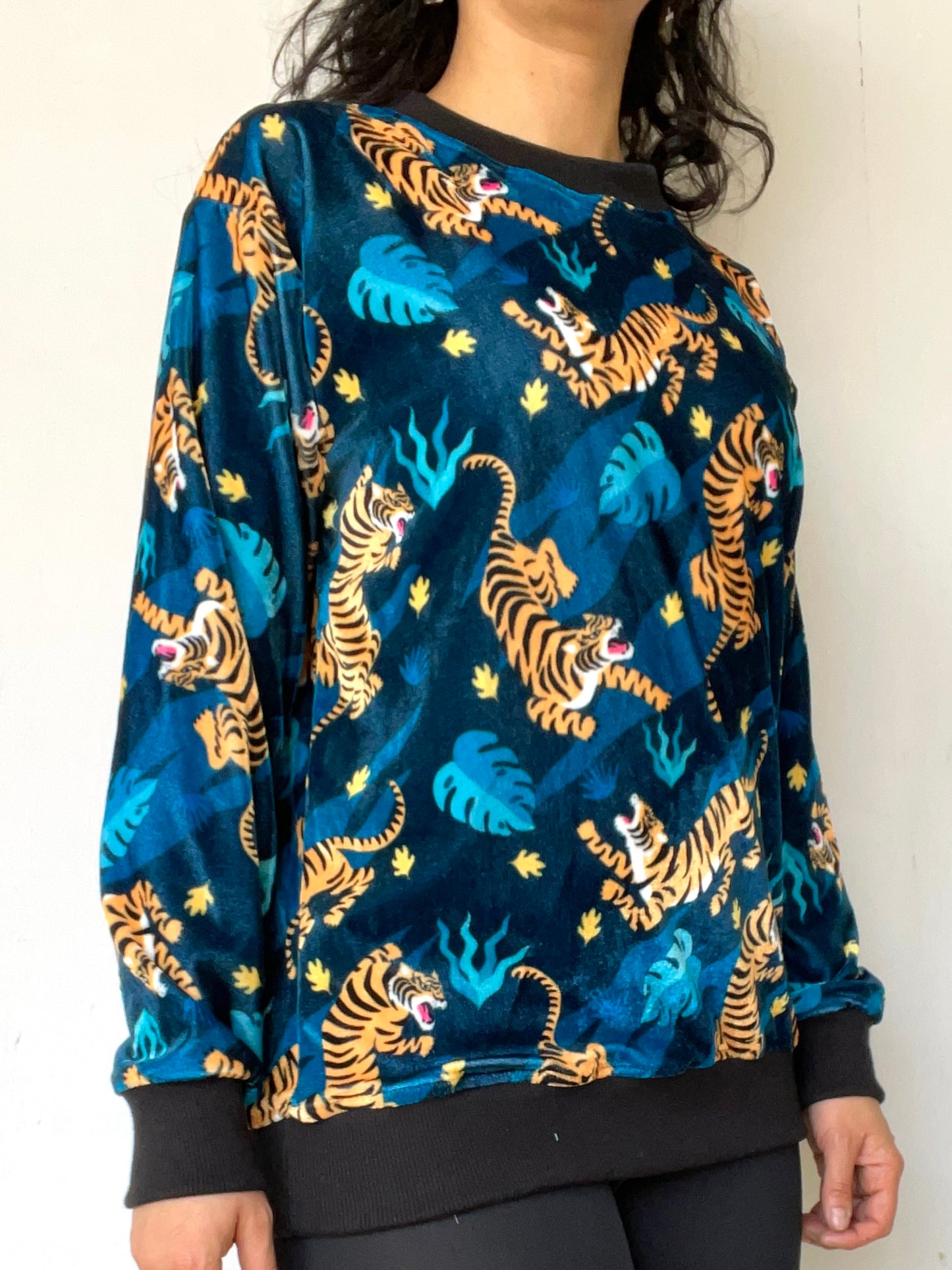 Buzo  Azul Tigres Terciopelo