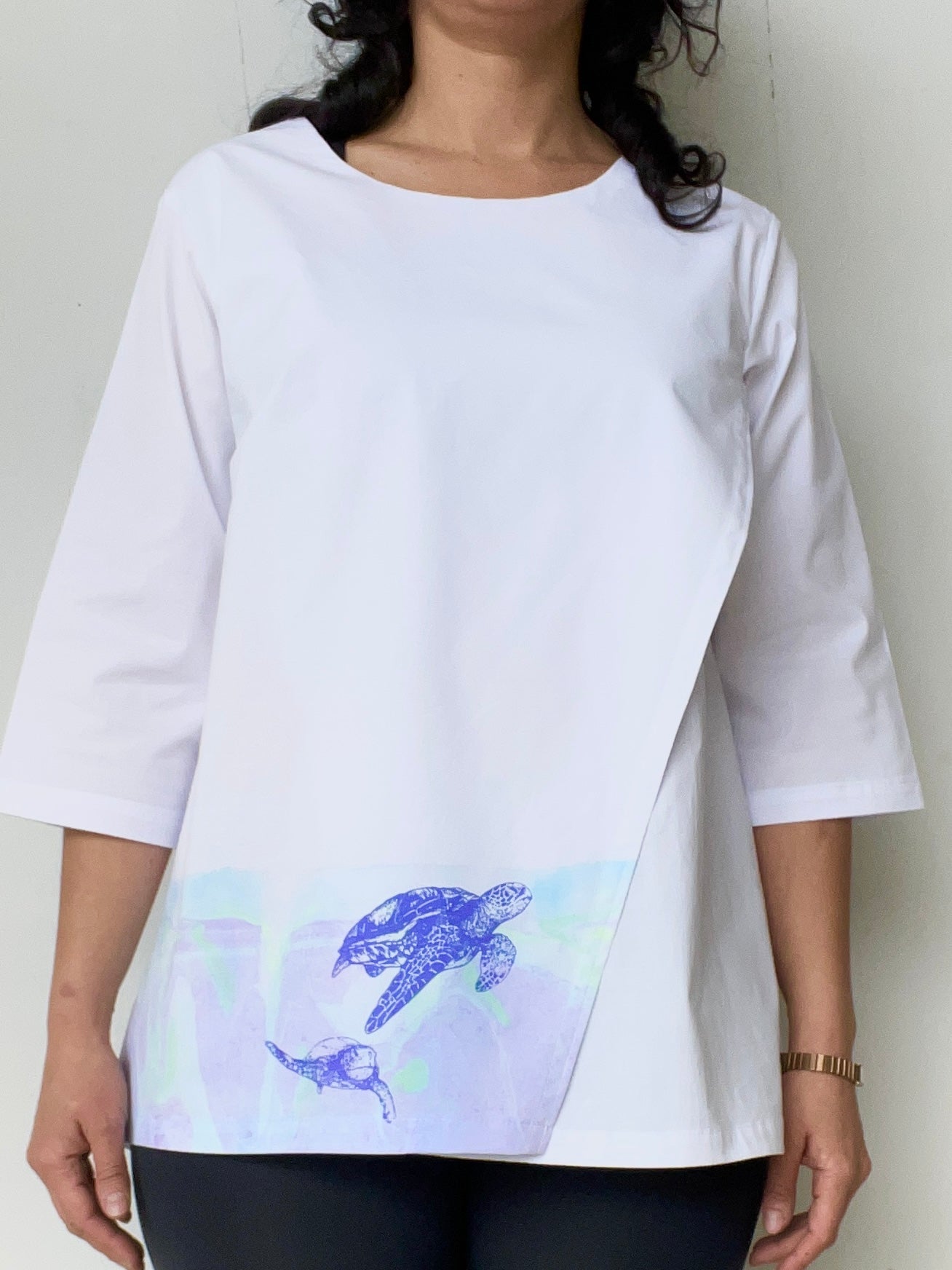 Blusa Cruzada Tortugas