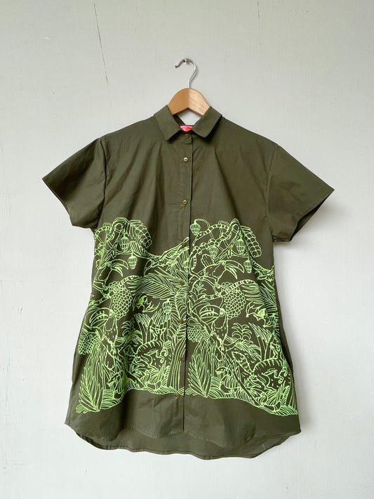 Blusa Bacana selva verde oliva