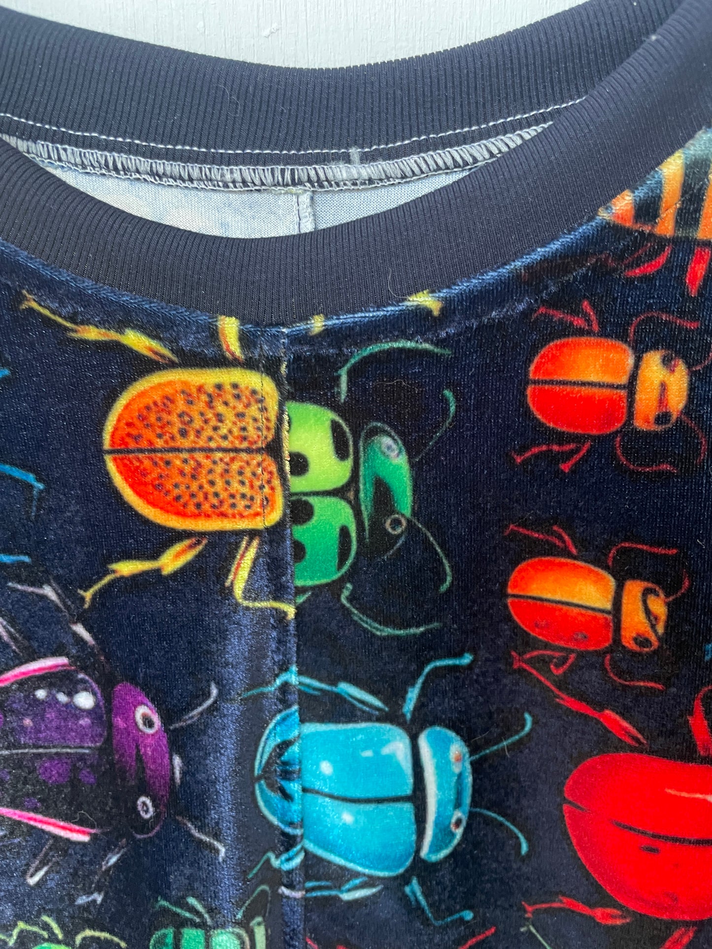 Buzo Mariquitas Terciopelo (hecho de piezas)