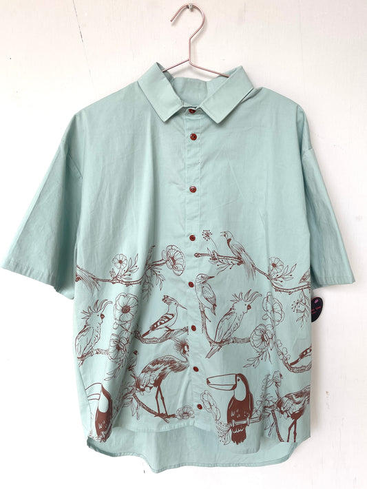 Camisa Hombre Pájaros Menta (mancha en la espalda)